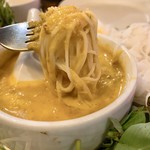 Vientiane Kitchen - ①蟹のカレーココナッツミルクのサラダスープとライスヌードルと野菜350バーツ(≒約1225円)