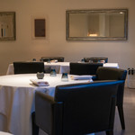 レストラン オオツ - 2019.4 テーブル席