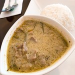 Kalpapruek - ①グリーンカレー(スモールポーション)80バーツ+ライス20バーツ＝100バーツ(≒約350円)