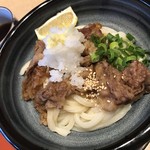 讃岐の味 塩がま屋 - オリーブ牛おろしぶっかけ うどん