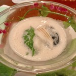 Celadon - ⑨焼いたココナッツ殻とパンダンプリン、若いココナッツの肉