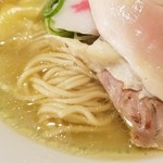 麺屋 六感堂 - 中華そば 金（潮）＋シャポーン鶏ささみタタキ増し