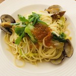 Ron Herman Cafe - アサリとイクラの生パスタ