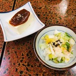 川鳥 - お通し＆みそ奴（300円）