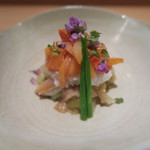 日本料理 晴山 - 赤貝、ウルイ和え物