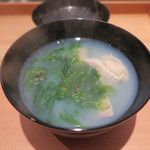 日本料理 晴山 - 椀　蛤、アオサ