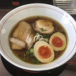 中華そば まる乃 - 中華そば（醤油）＆味玉トッピング 800円