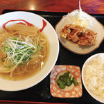 極上ラーメン道 個室麺屋 ひいらぎ - 