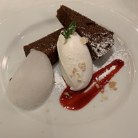 アマルフィイ・モデルナ - 