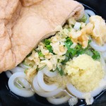 讃岐うどん 上原屋本店 - かけうどん小に大判厚あげ