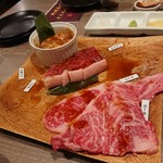 焼肉 しいな牧場 - 写真を撮る前にうっかり食べてしまった！