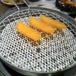 牛たん炭焼 利久 - あぶり中のからすみ