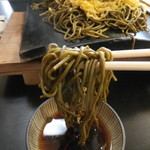 Ganso Kawara Soba Takase Bekkan - 麺アップ
