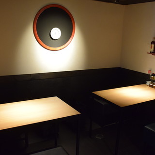 落ち着いた半個室で、ゆったりできます。