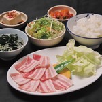 焼肉屋 Seiちゃん - 豚カルビランチ