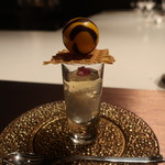 グランド ダイア - ミツバチ柄のチョコレートケーキやレモンのシャーベットな