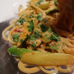 グランド ダイア - ずわい蟹のパスタ(アップ)