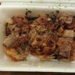 ディオ - たこ焼き 税抜100円 ※開封後(2019.04.22)