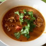 スプーンソング - 【チキンプラオプレート＆タミルチキンカレー 1,400円】タミルチキンカレー