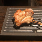 焼き鳥 とりら - 手羽元裏