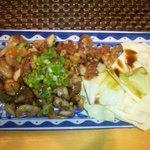 和肴 鉄板 アキラ - 鶏皮今治焼き