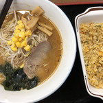 札幌ラーメンどさん子 - 