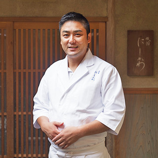 西川正芳氏(ニシカワマサヨシ)─京都に育まれた感性が生む一品