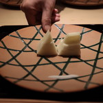 富小路 やま岸 - 朝掘り蒸し筍