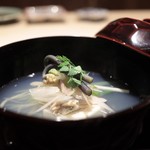 富小路 やま岸 - 蛤、湯葉真丈、春野菜の沢煮椀