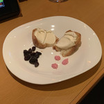 ワインバー ピアチェーレ - 