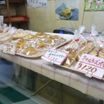 バンビー - 店内焼き菓子です