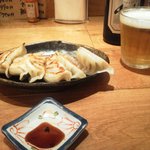 しんの助 - ビールと餃子