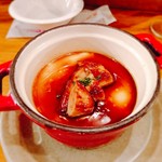 4ヴァンテオ - ★★★★★フォアグラ茶碗蒸し 540円 一瞬デザートかと思うぐらい甘いソースにフォアグラの深みが後から襲ってくる賛否が分かれる不思議な味。一度食べてみて評価して欲しい