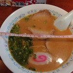 さつま屋 - 料理写真:味噌ラーメン600円　丼の直径21cm