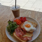 ラシーヌ ファーム トゥー パーク - テラス席で食べれます