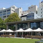 ラシーヌ ファーム トゥー パーク - 南池袋公園にあるお店