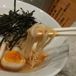 中国餐館 生駒軒 - 中太麺