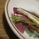 酒菜坊 橋蔵 - くじら刺＆大山地鶏レバ刺喰らう