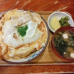 定食家 - カツ丼 650円