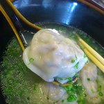 上海わんたん・食彩厨房 - わんたんのアップです。