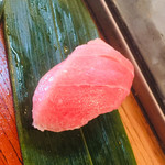 弥助寿し - 料理写真:天然鮪トロ