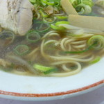 大ちゃんラーメン - 麺とスープ