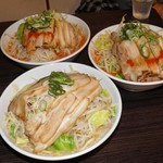 らーめんでぽっと - 豚そば、からし豚そば