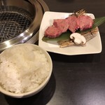 焼肉八七 - 