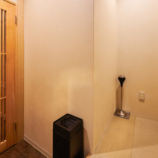 大型喫煙所あり◎おたばこを吸われる方も安心！