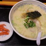 福しん 本川越店 - とんこつラーメン　４８０円