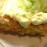 かつれつ四谷たけだ - カキミックス定食 1050円 のエビフライ