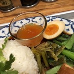 カオマンガイキッチン - 