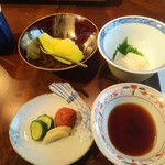 玄竹 - 右上ゆばこんにゃく、右下ポン酢