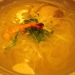 郷家 - 煮込みラーメン
